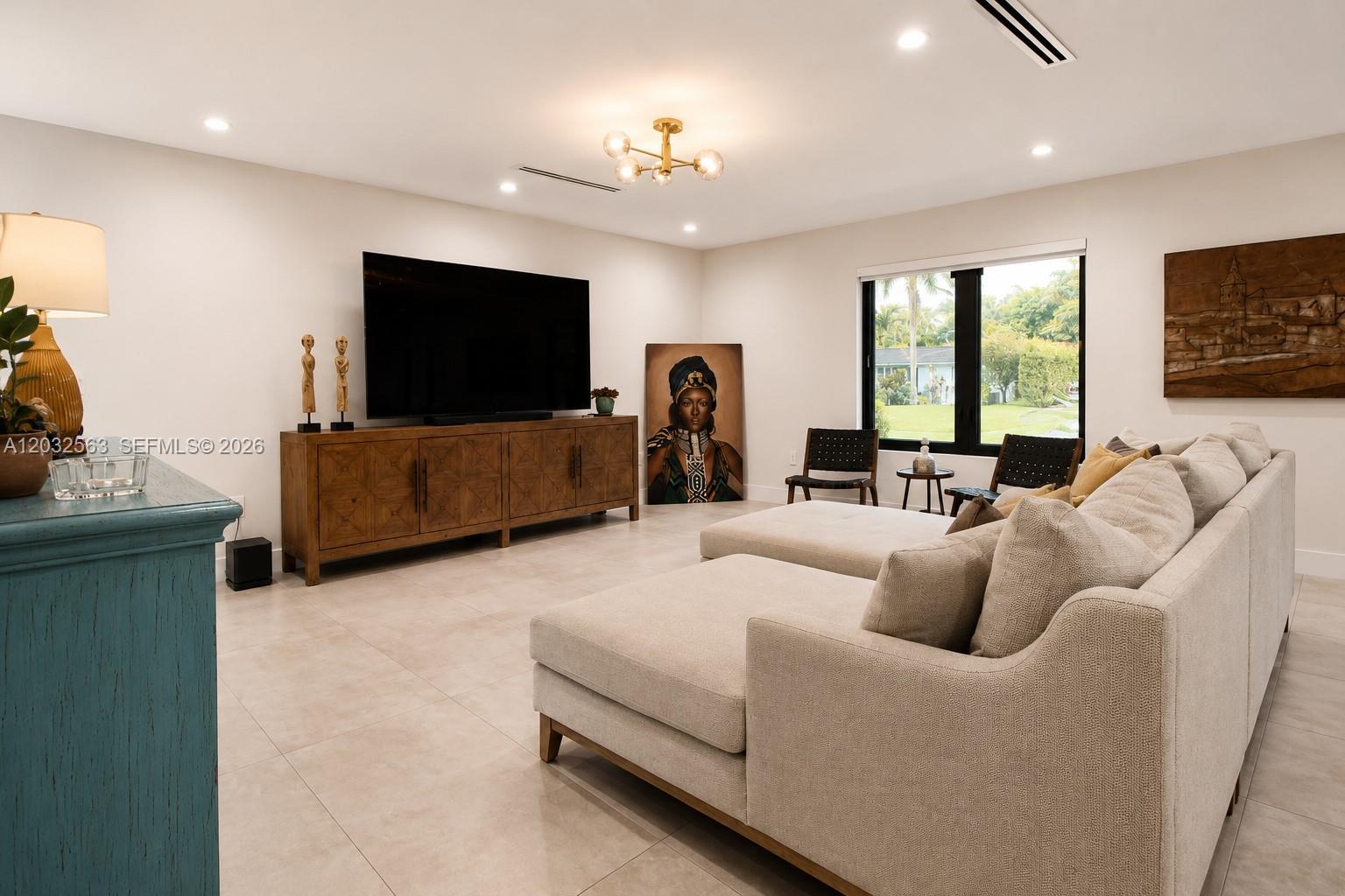 PINEWOOD ESTATES FIRST AD - Residential