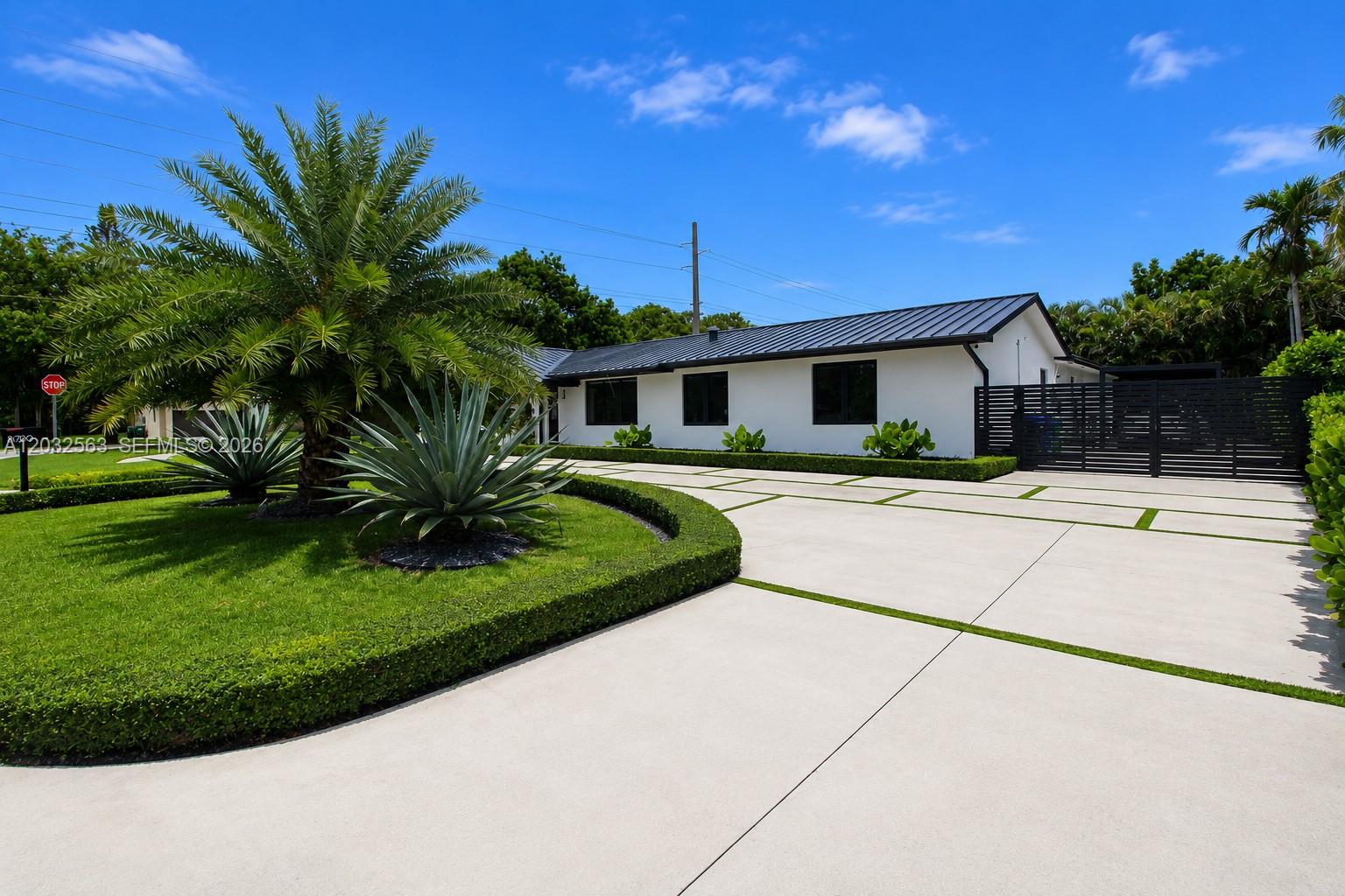 PINEWOOD ESTATES FIRST AD - Residential