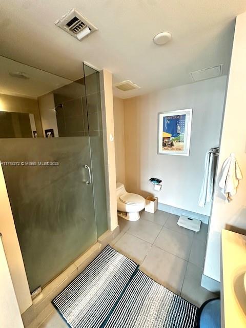 MINT CONDO - Residential