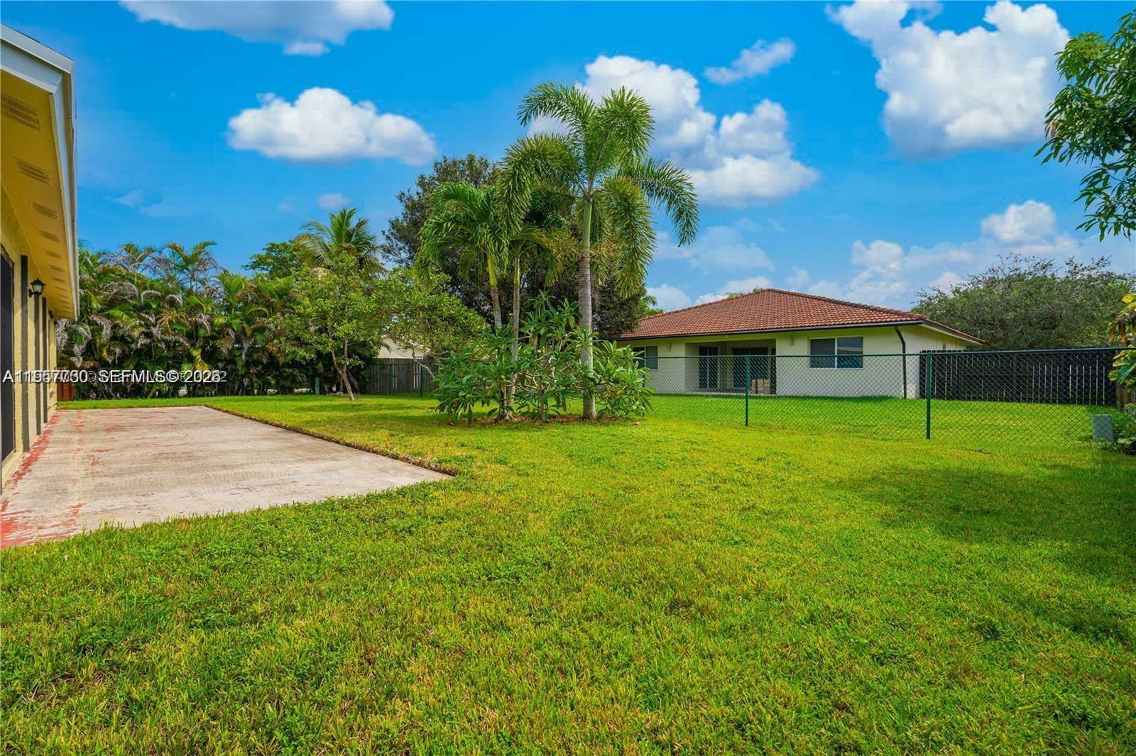 BONAVENTURE LAKES ADD 2 - Residential Lease