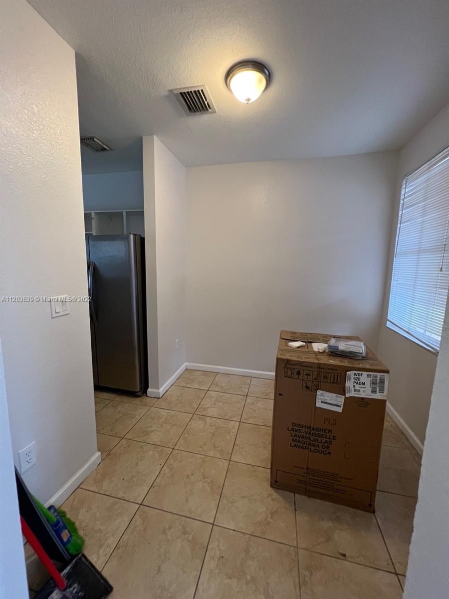 FIJI CONDO NO 2 - Residential Lease