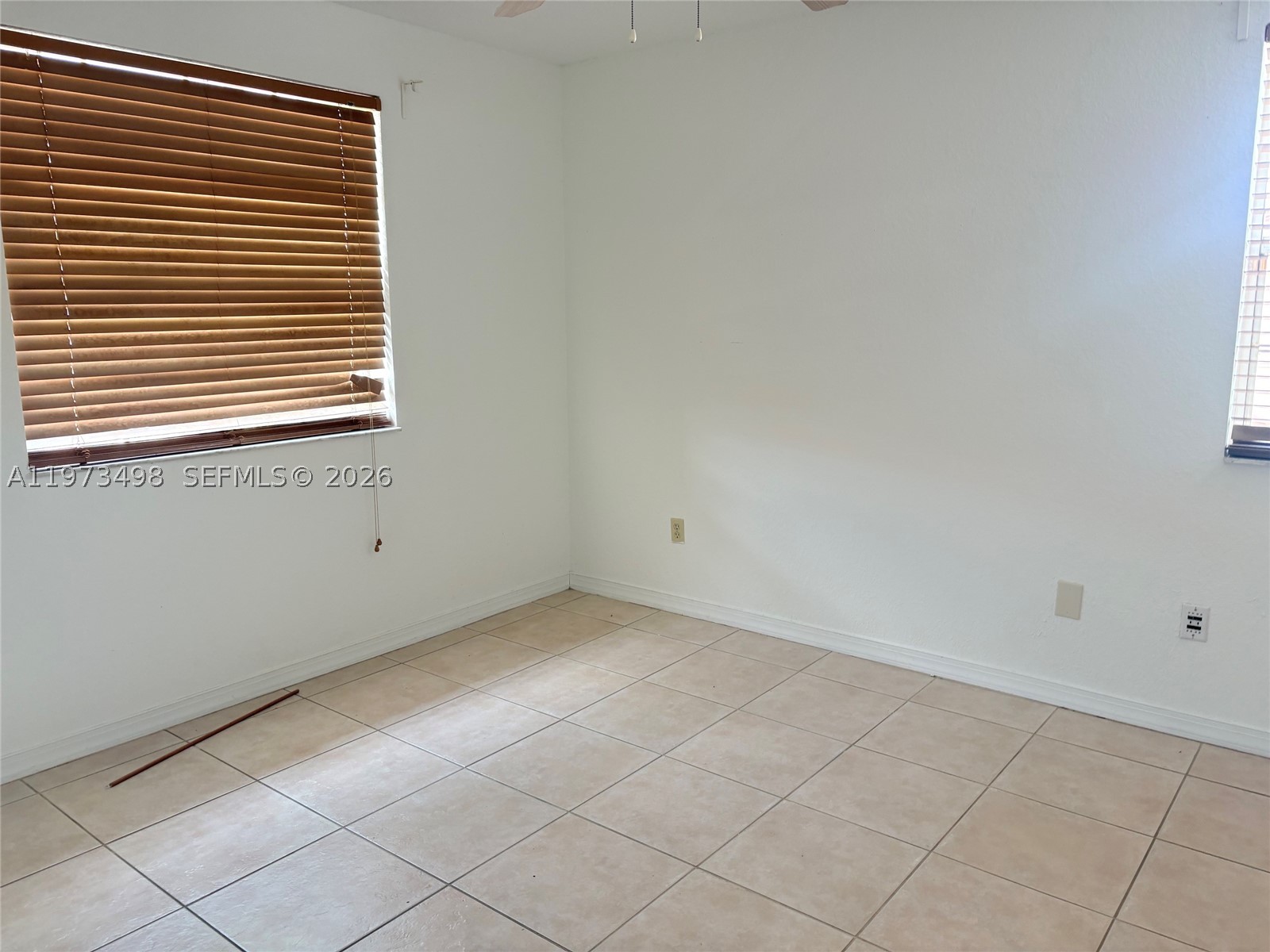 LA HACIENDA COUNTRY CLUB - Residential