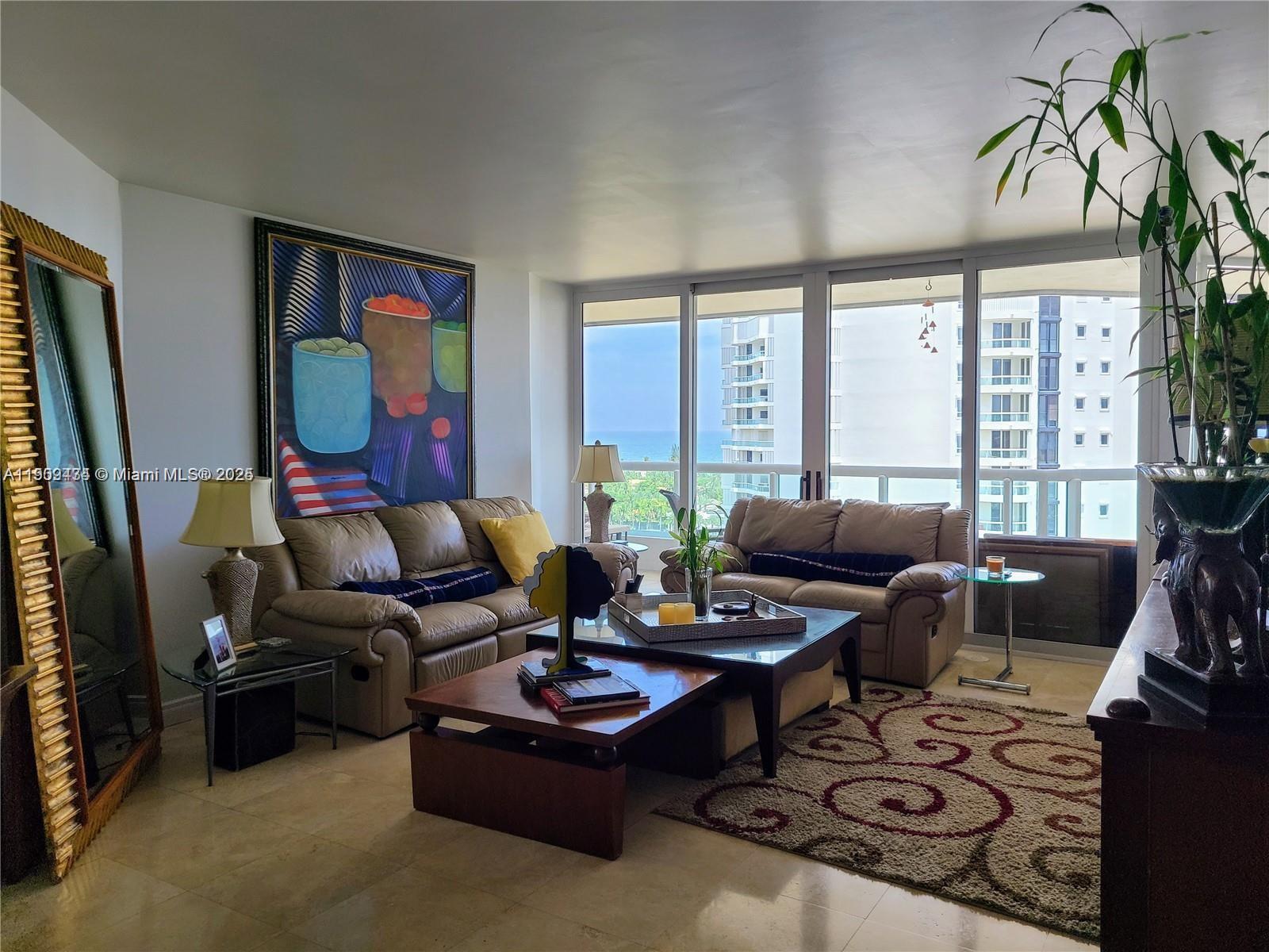 SOUTH TOWER AT THE POINT - Residential