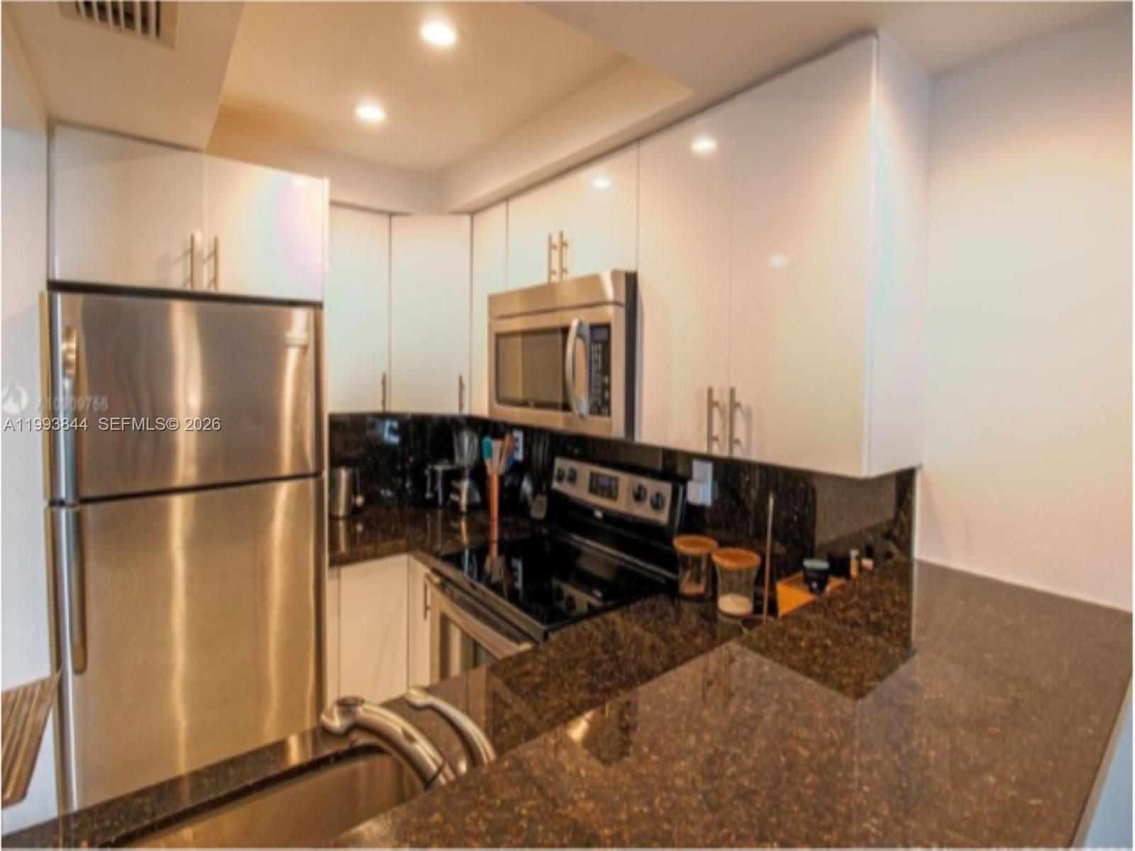MIRADOR 1035 CONDO - Residential