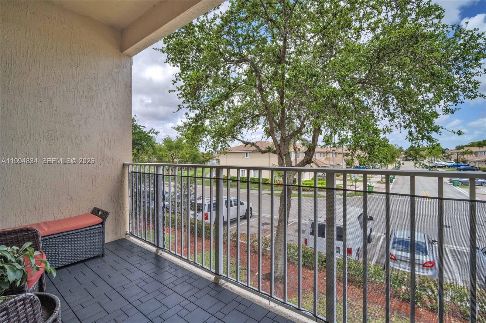 HAMPTON HILLS CONDO - Residential