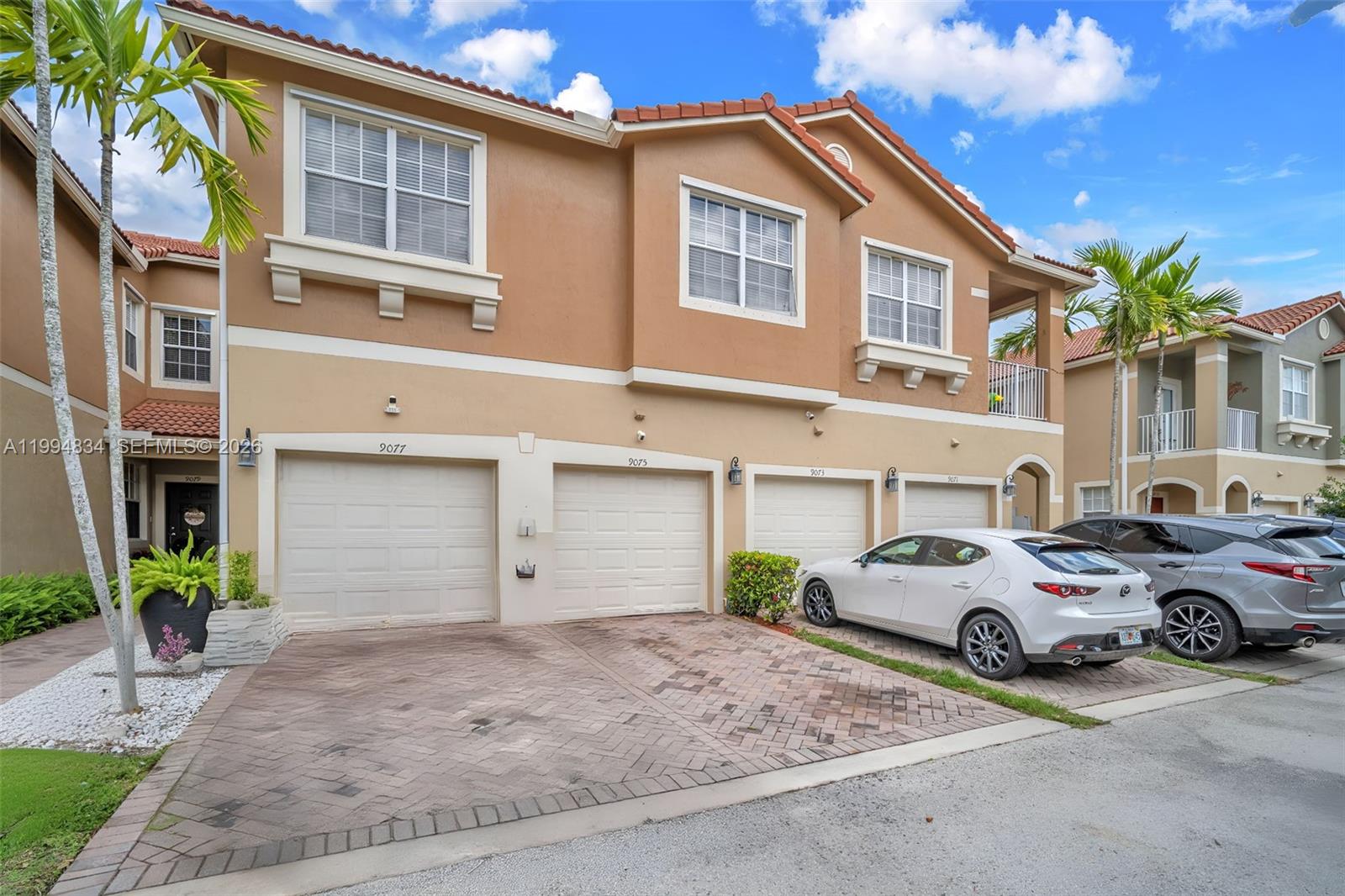 HAMPTON HILLS CONDO - Residential