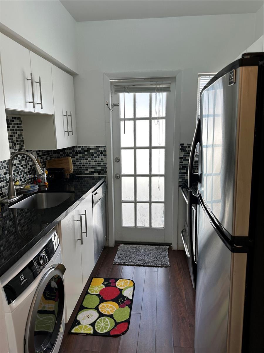 MERIDIAN COURT CONDO - Residential Lease