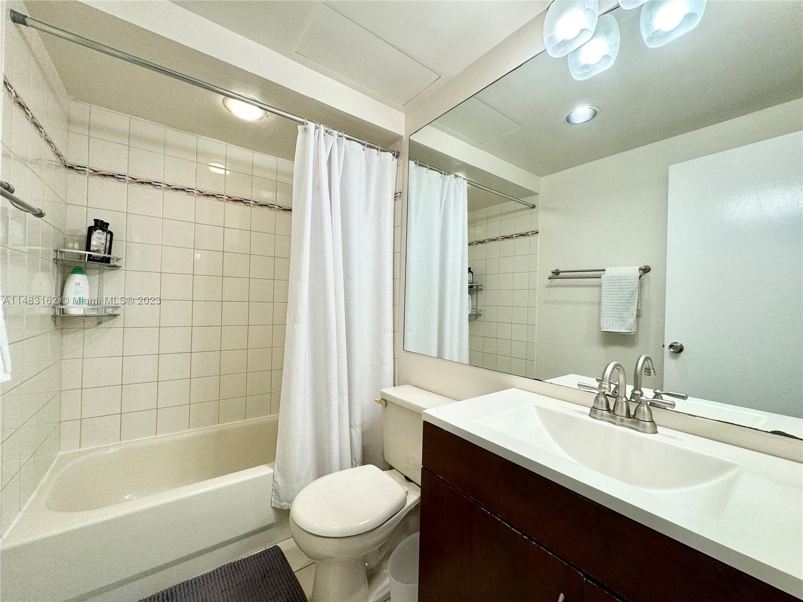 LEISURE BEACH CONDO - Residential Lease