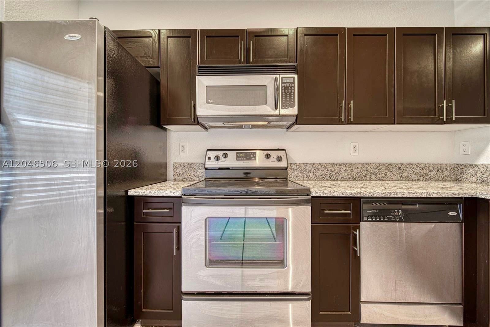 LAS TERRAZAS AT VIZCAYA C - Residential