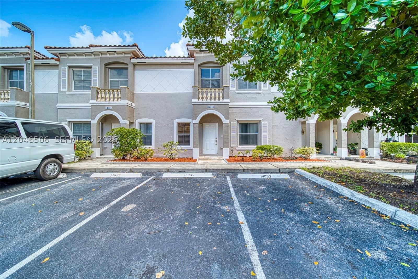 LAS TERRAZAS AT VIZCAYA C - Residential