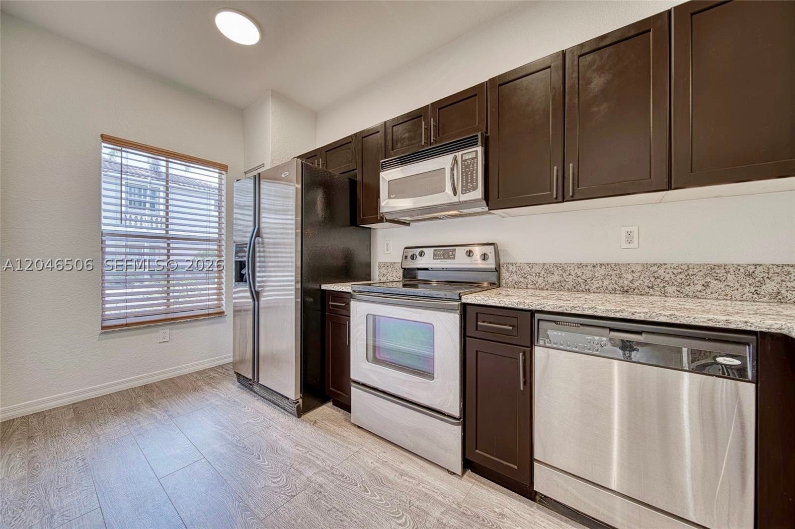LAS TERRAZAS AT VIZCAYA C - Residential