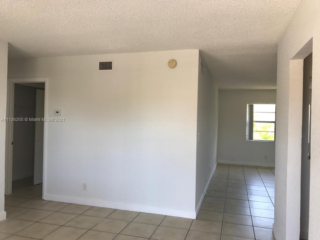 TOWNHOUSES OF PLANTATION - Residential Lease