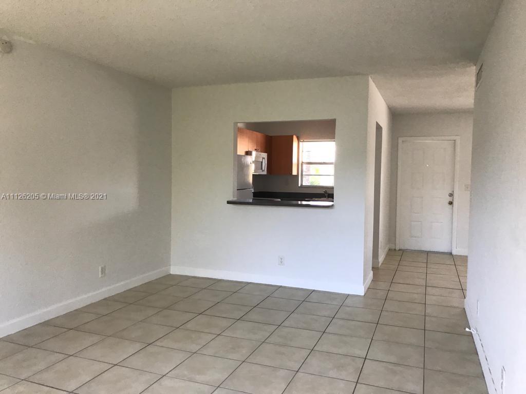 TOWNHOUSES OF PLANTATION - Residential Lease