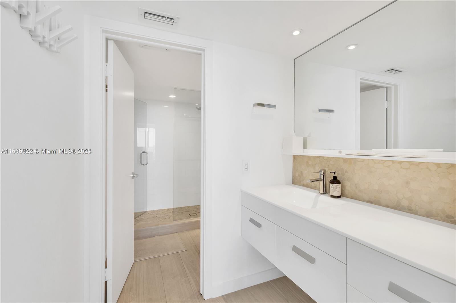 CASA DEL MAR CONDO - Residential Lease