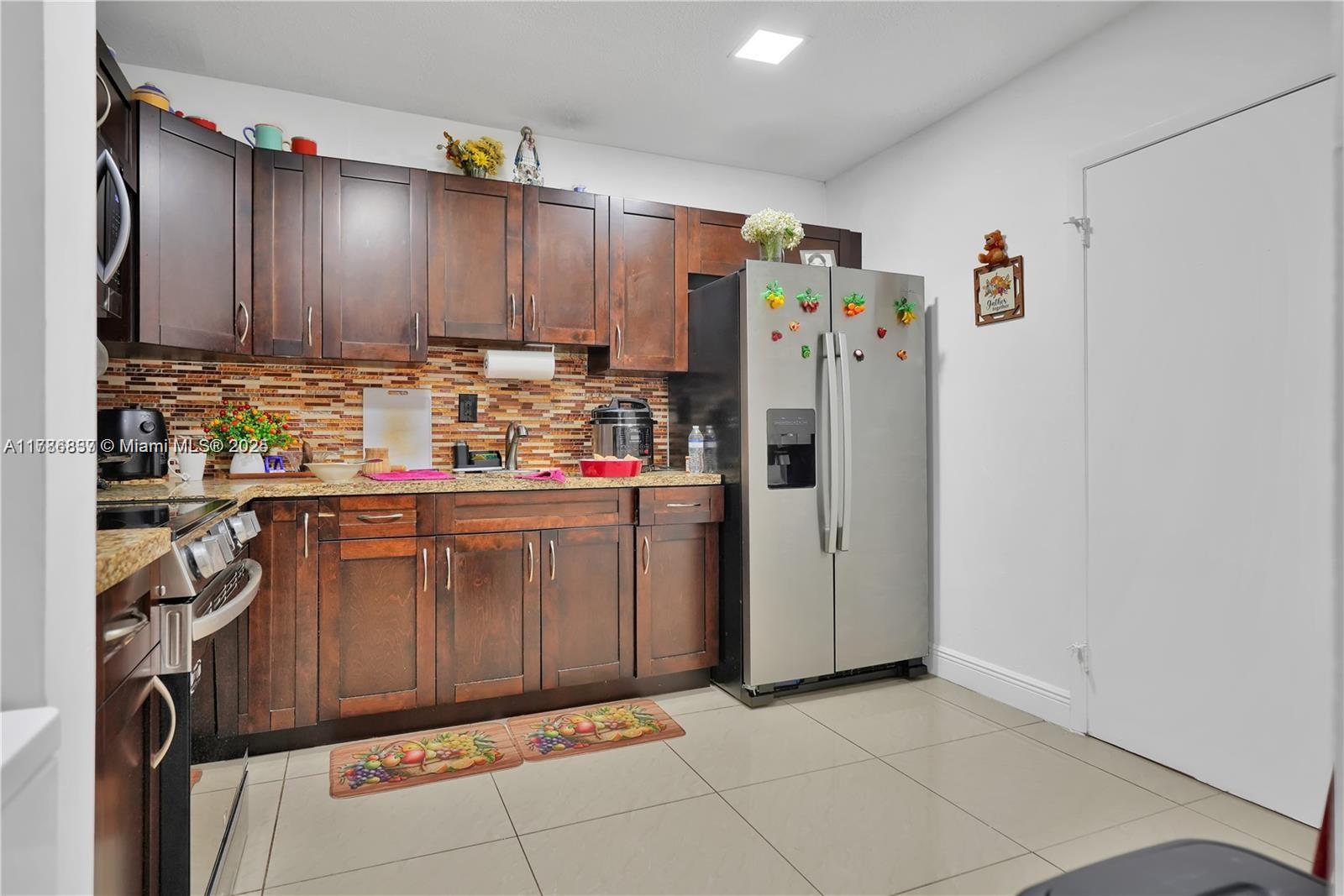CORAL TERR SEC NO 2 - Residential Income