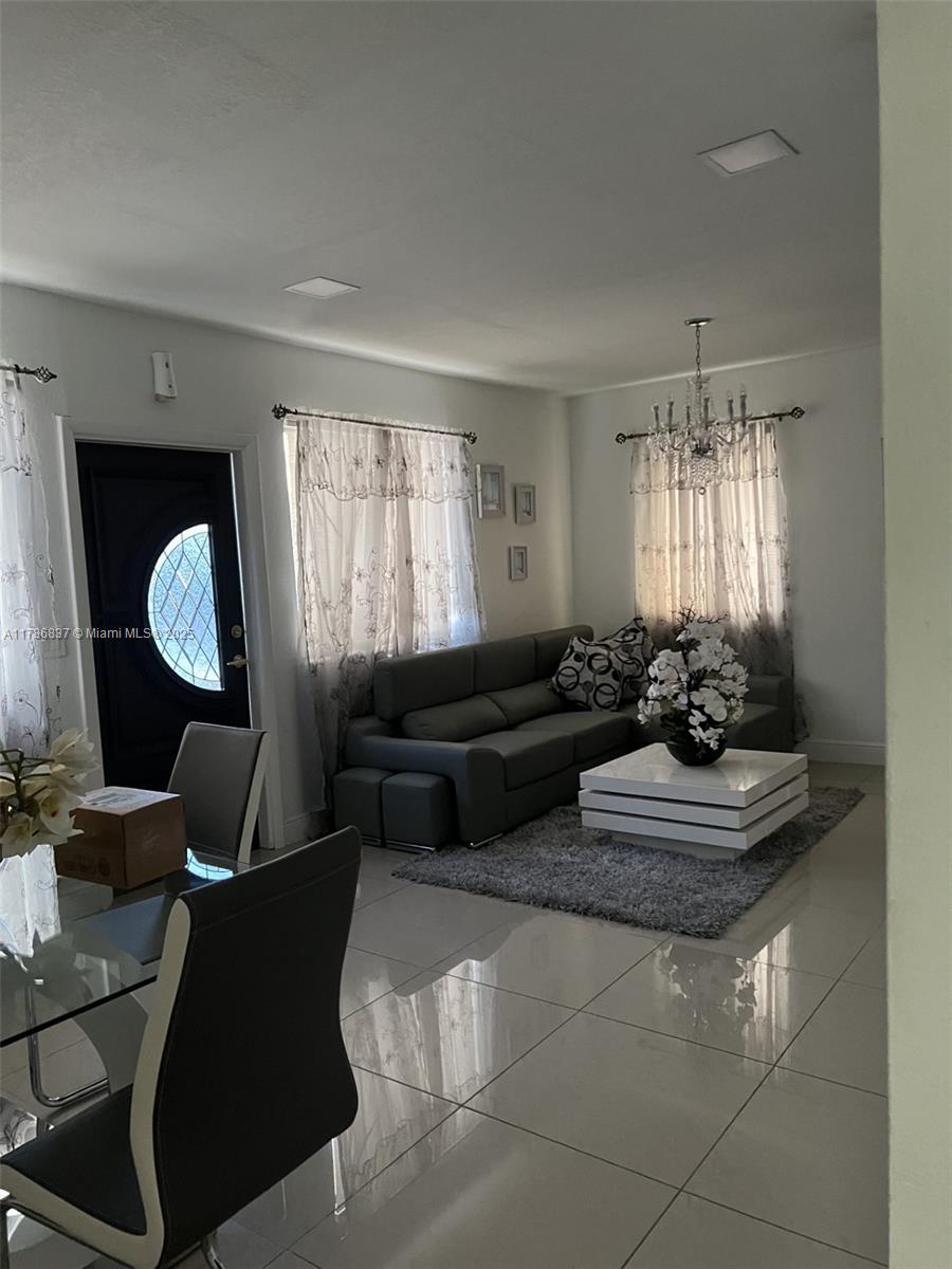 CORAL TERR SEC NO 2 - Residential Income