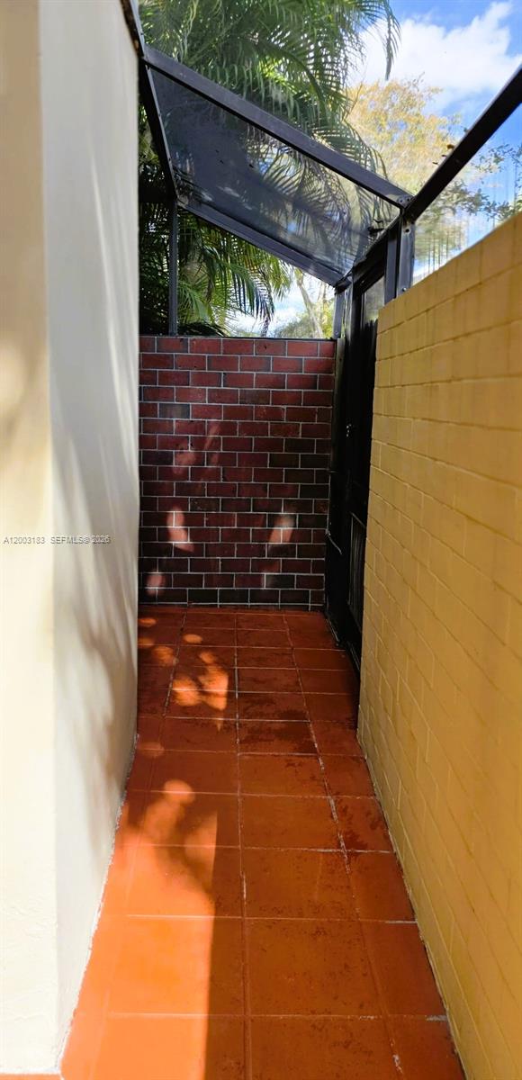GARDENS OF KENDALL SO CON - Residential