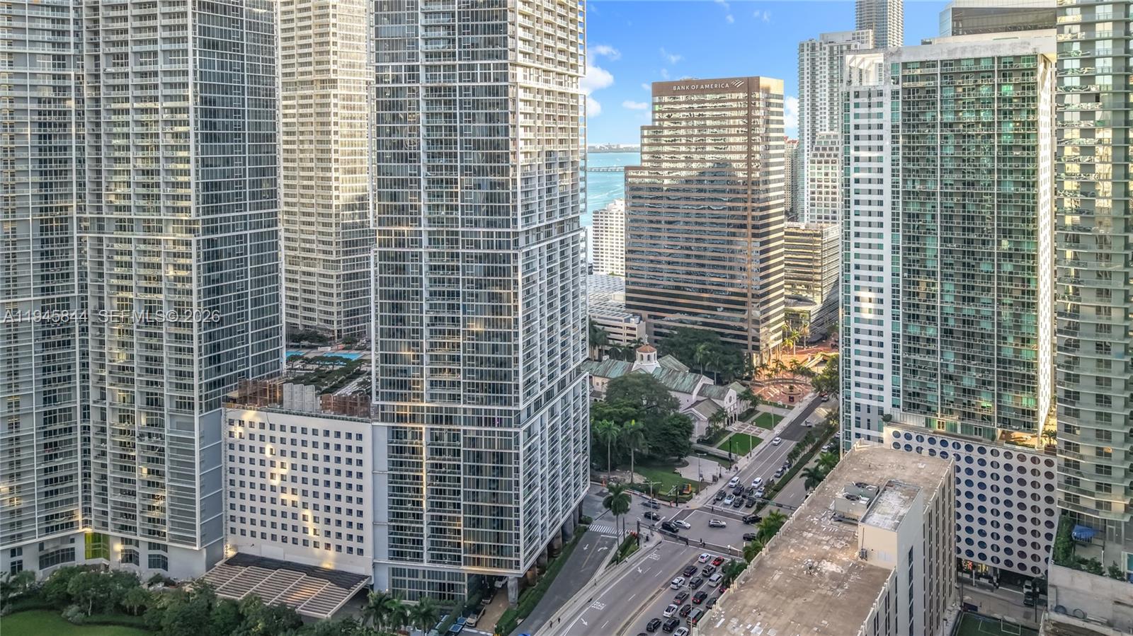 ICONBRICKELL CONDO NO 1 - Residential