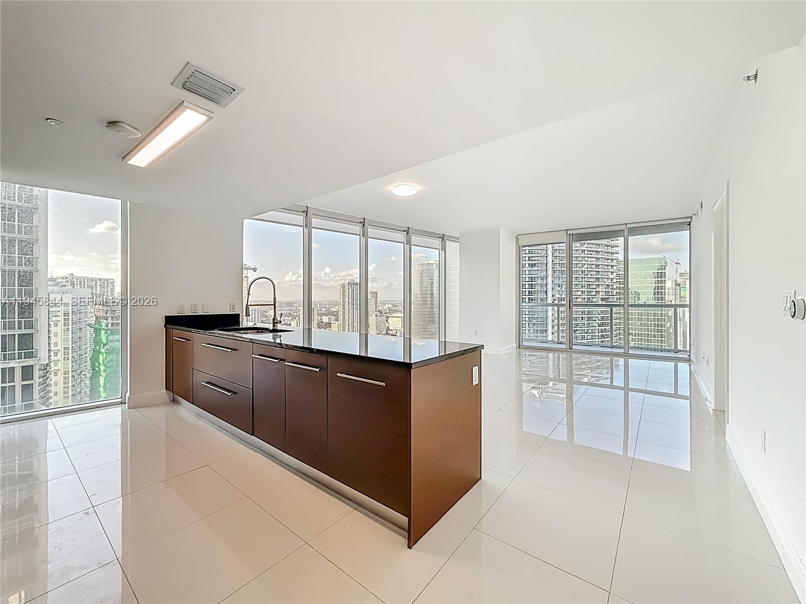 ICONBRICKELL CONDO NO 1 - Residential