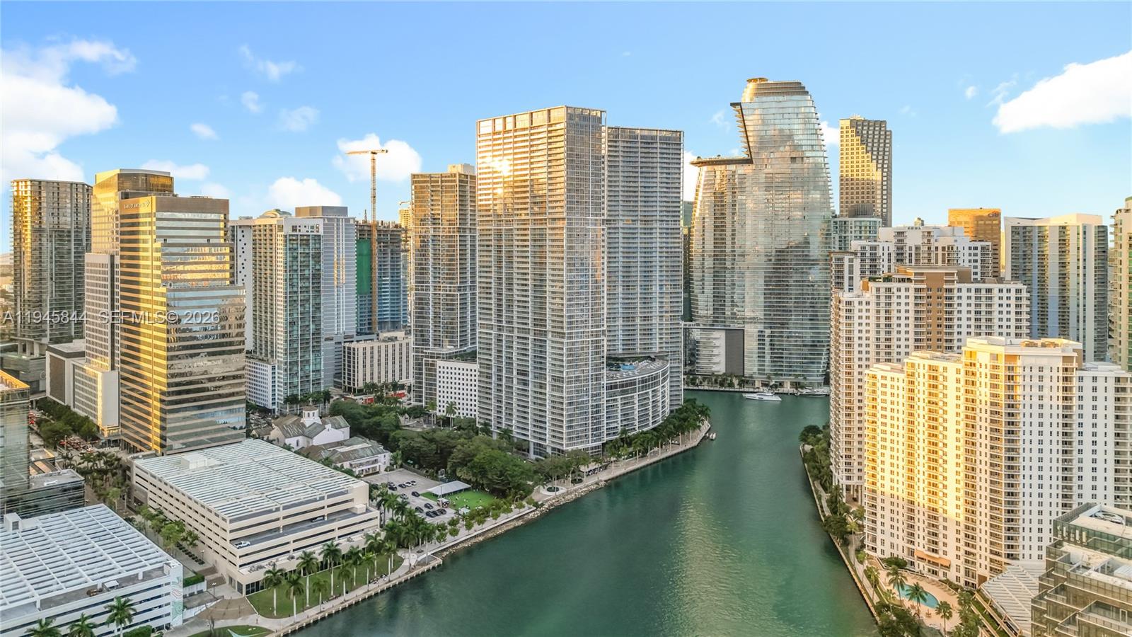 ICONBRICKELL CONDO NO 1 - Residential