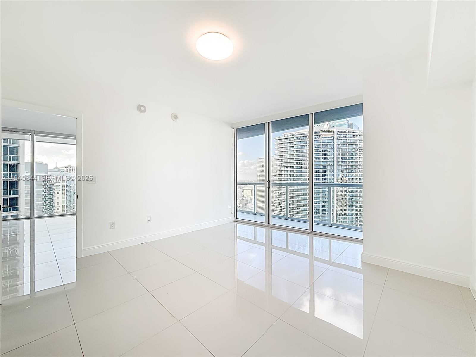 ICONBRICKELL CONDO NO 1 - Residential