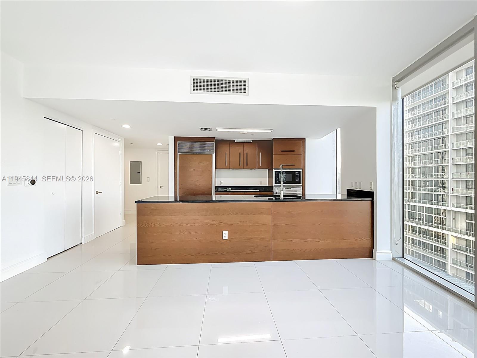 ICONBRICKELL CONDO NO 1 - Residential