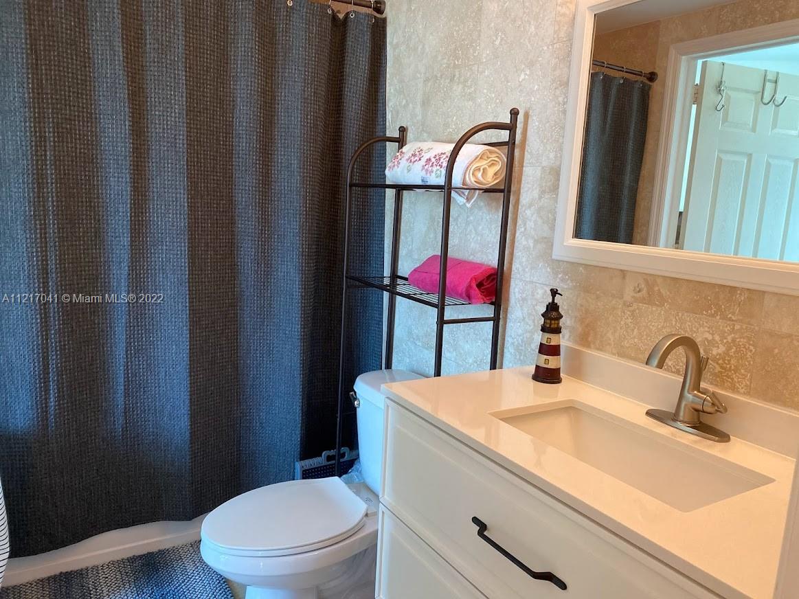 WIND CONDO - Residential Lease