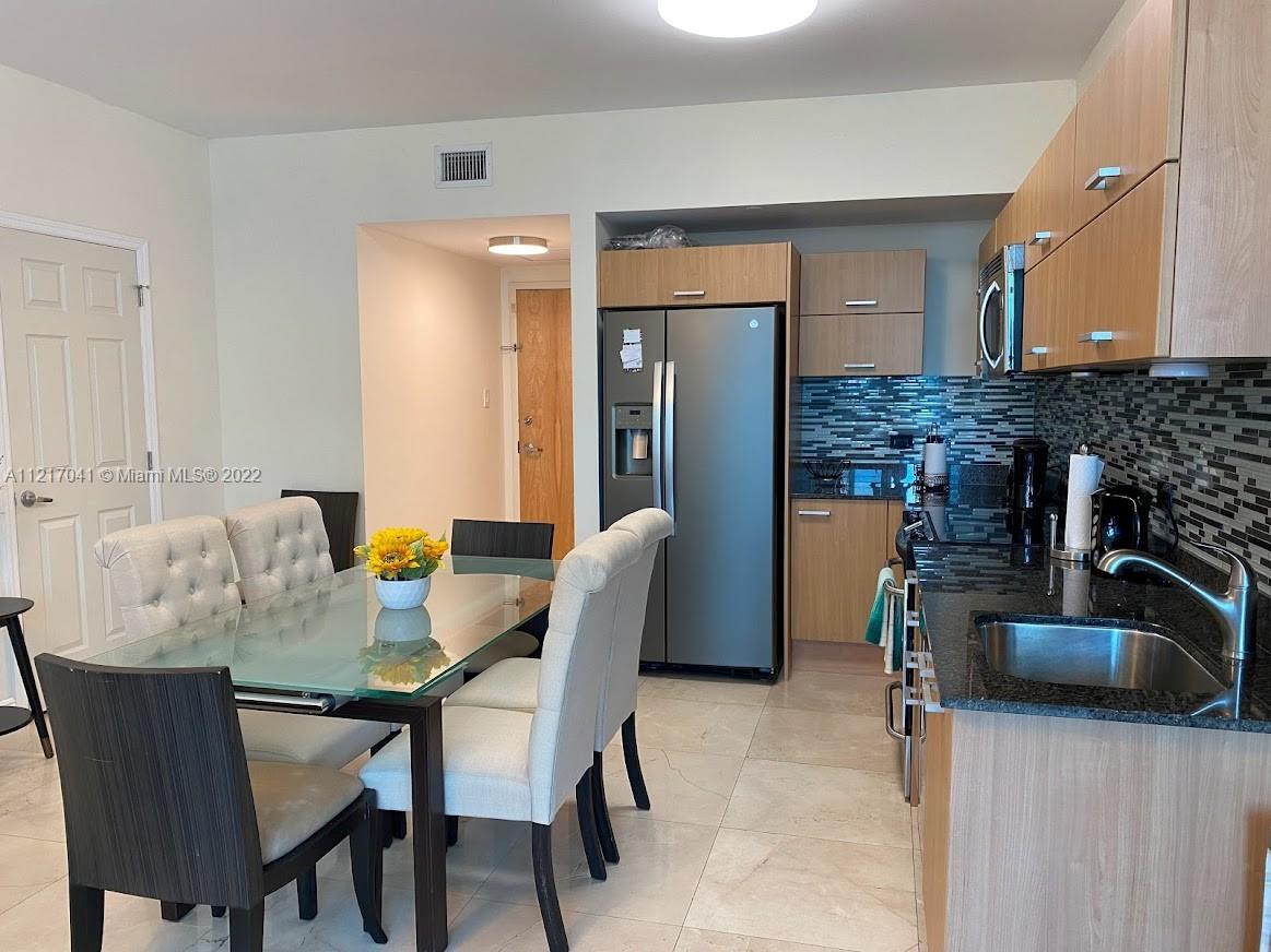 WIND CONDO - Residential Lease