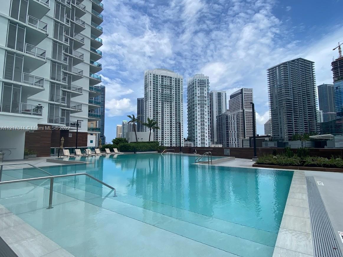 WIND CONDO - Residential Lease