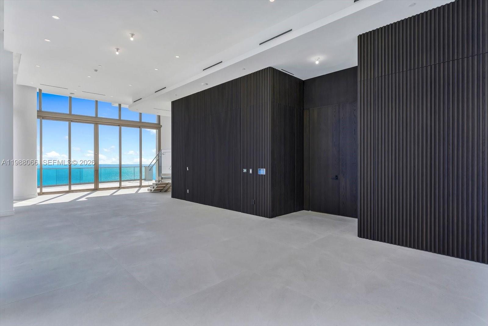 NORTH BISCAYNE BEACH AMEN - Residential