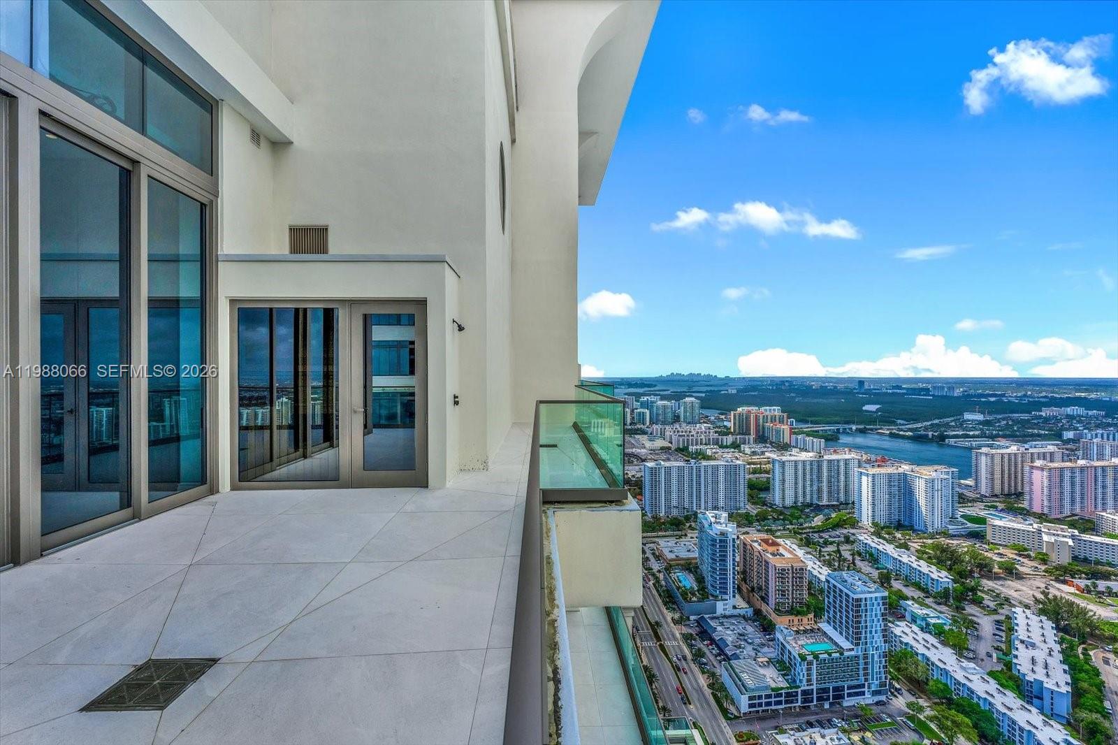 NORTH BISCAYNE BEACH AMEN - Residential