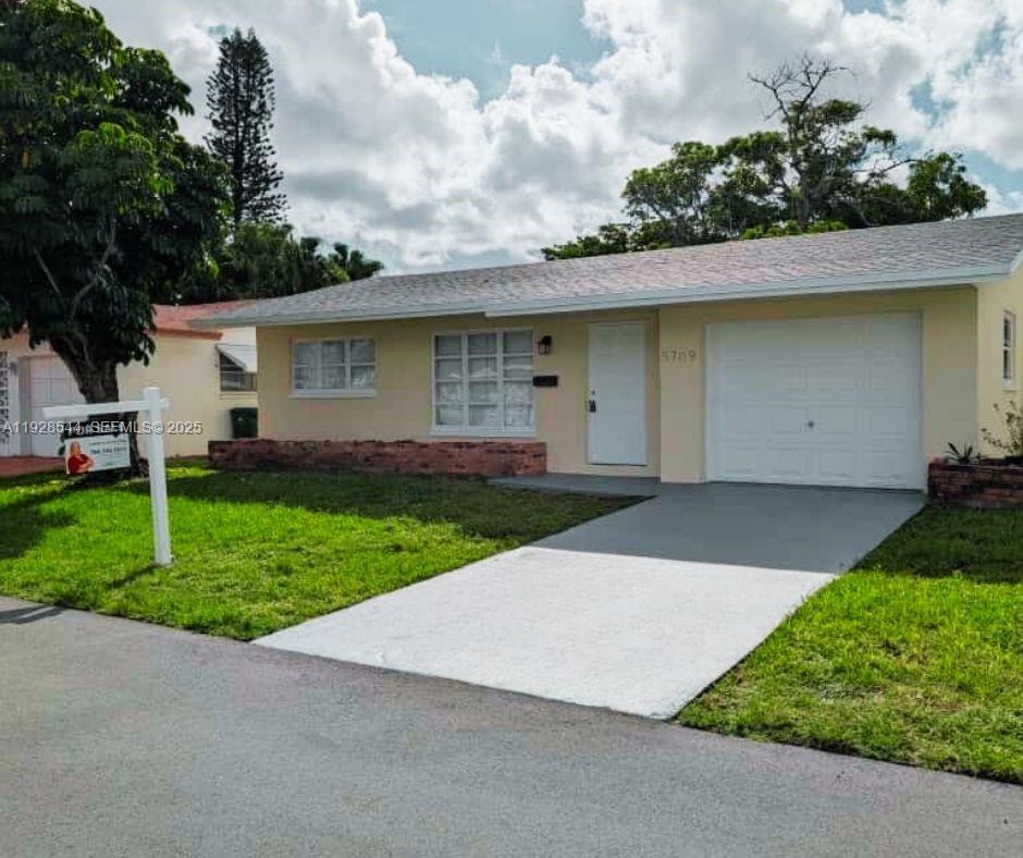 MAINLANDS OF TAMARAC LAKE - Residential
