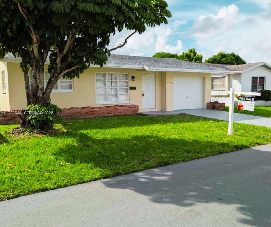 MAINLANDS OF TAMARAC LAKE - Residential