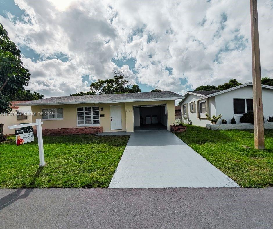MAINLANDS OF TAMARAC LAKE - Residential