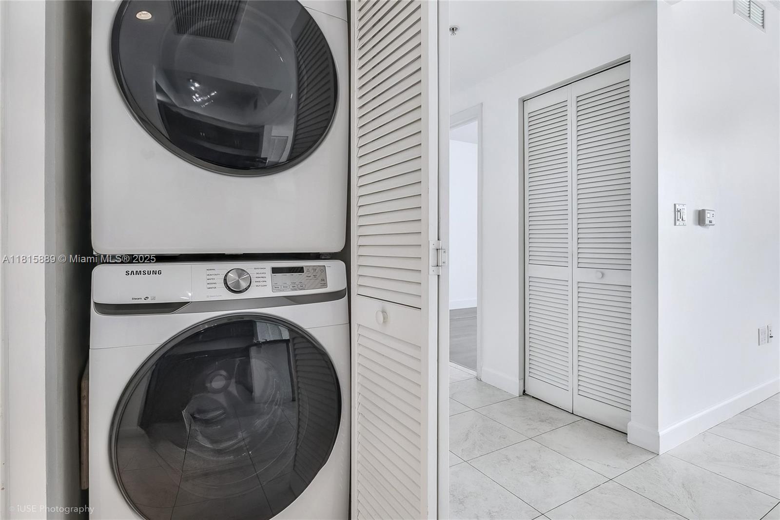 DOWNTOWN DADELAND CONDO N - Residential