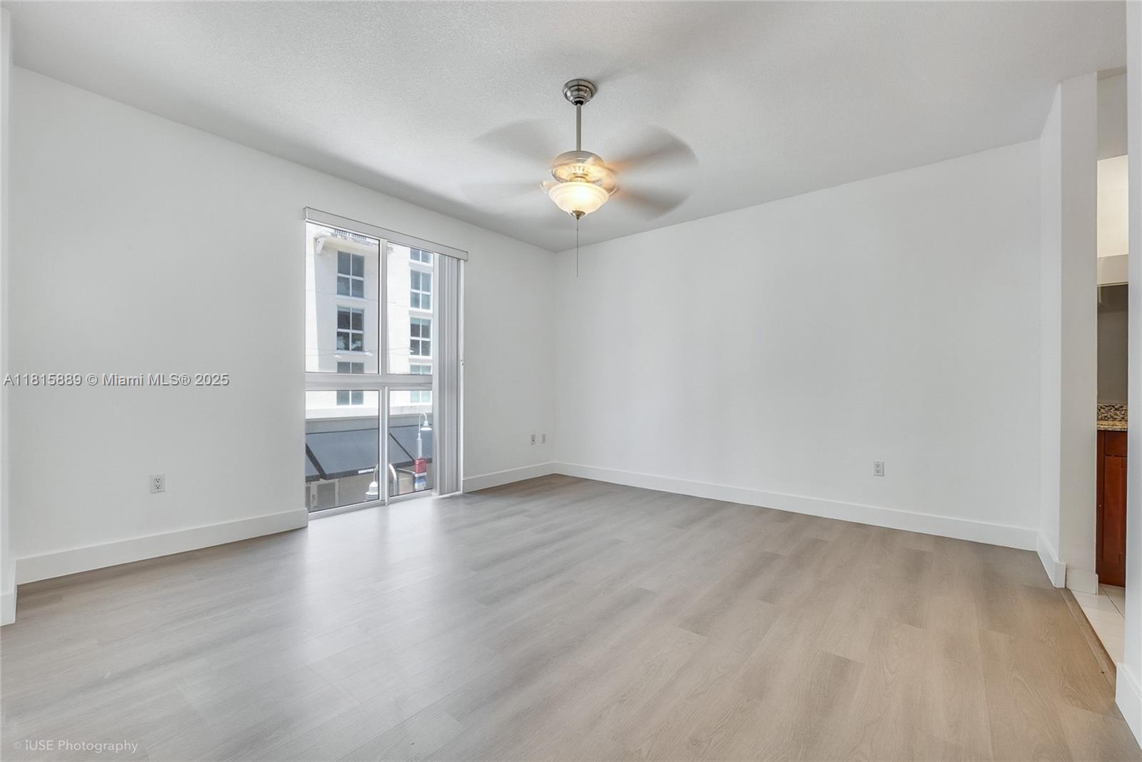 DOWNTOWN DADELAND CONDO N - Residential