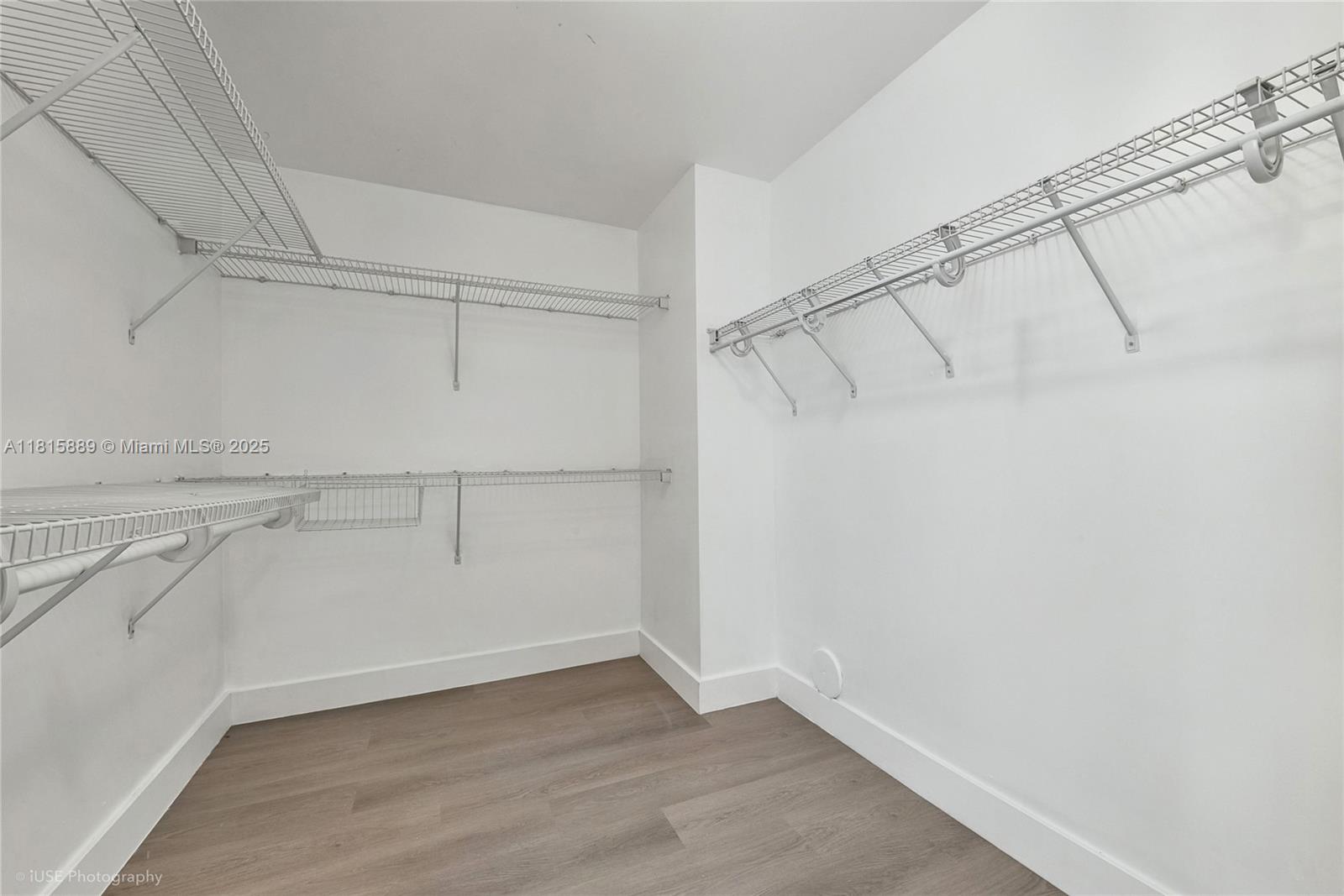 DOWNTOWN DADELAND CONDO N - Residential