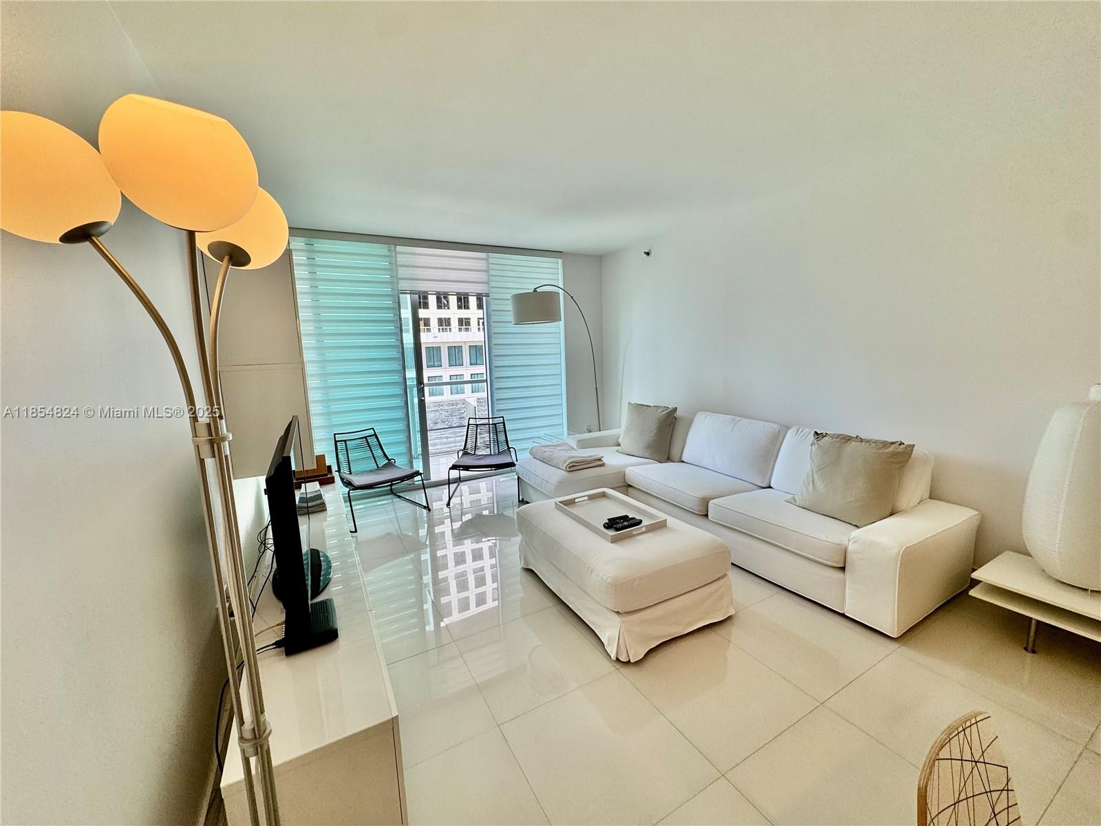 500 BRICKELL EAST CONDO - Residential