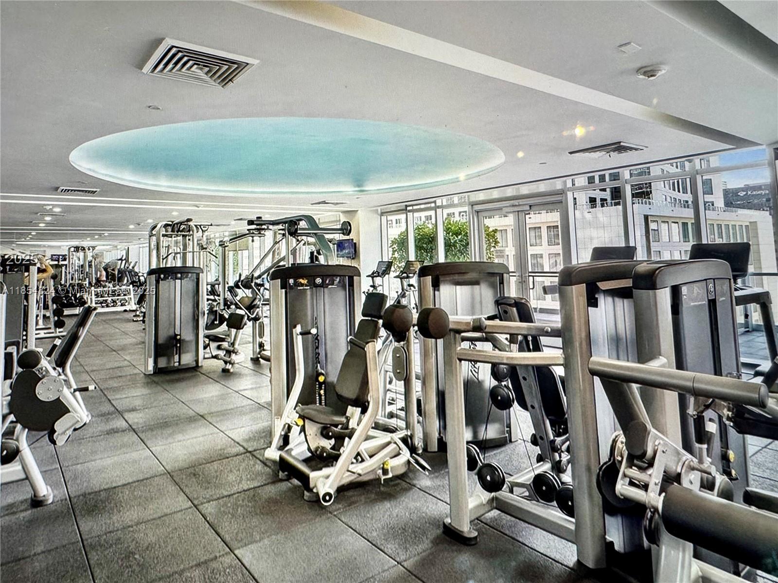 500 BRICKELL EAST CONDO - Residential