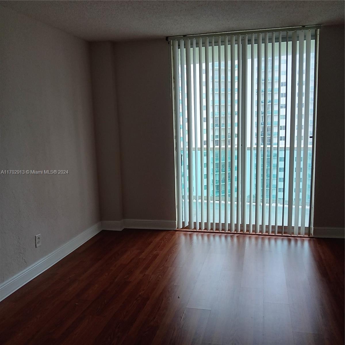 OCEANVIEW BUILDING A COND - Residential Lease