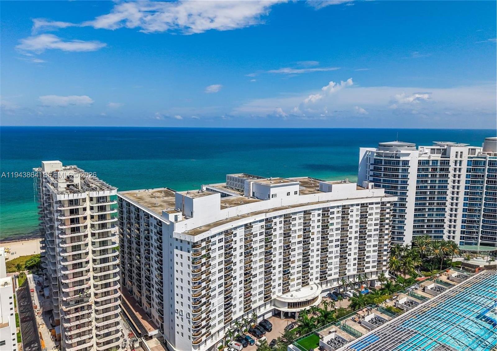 MAISON GRANDE CONDO - Residential