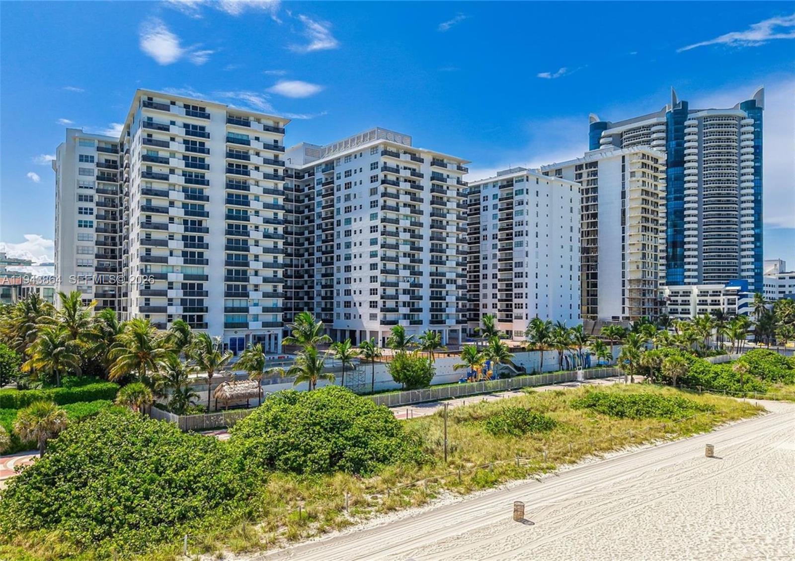 MAISON GRANDE CONDO - Residential