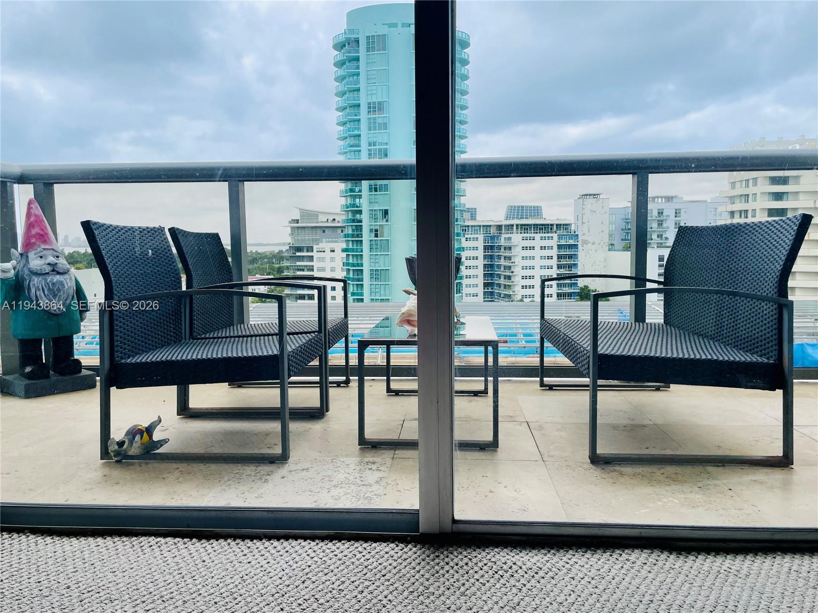 MAISON GRANDE CONDO - Residential
