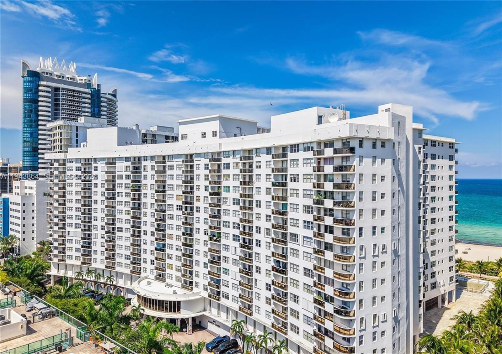 MAISON GRANDE CONDO - Residential