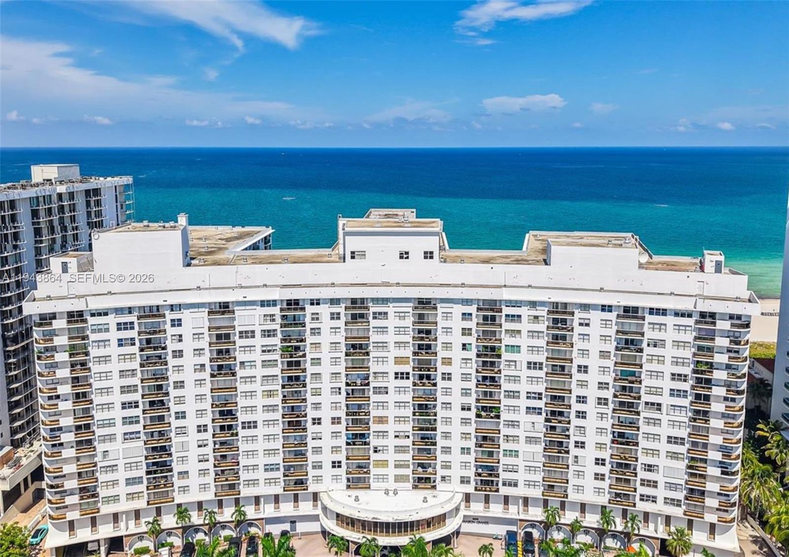 MAISON GRANDE CONDO - Residential