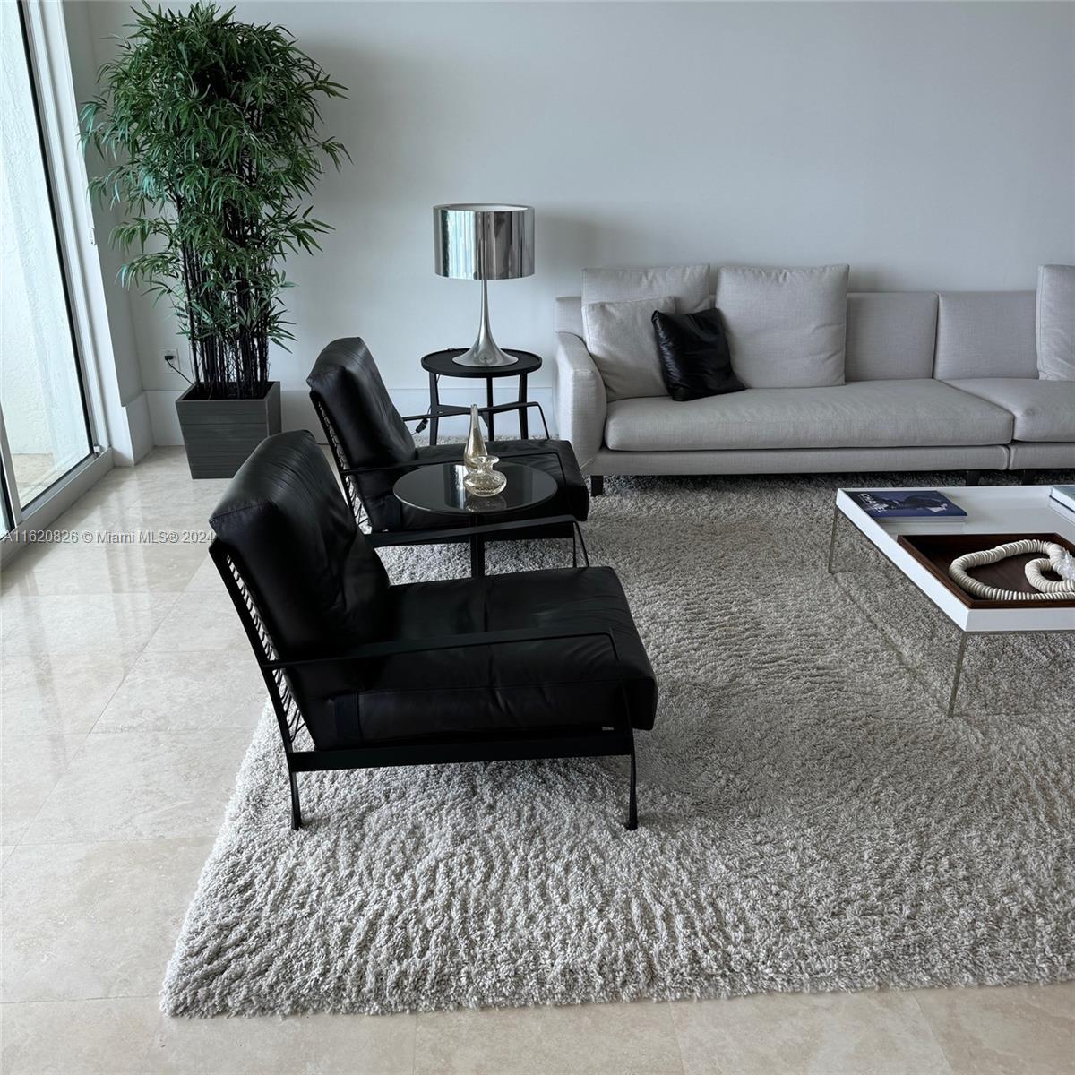 HAMPTONS SOUTH CONDO - Residential