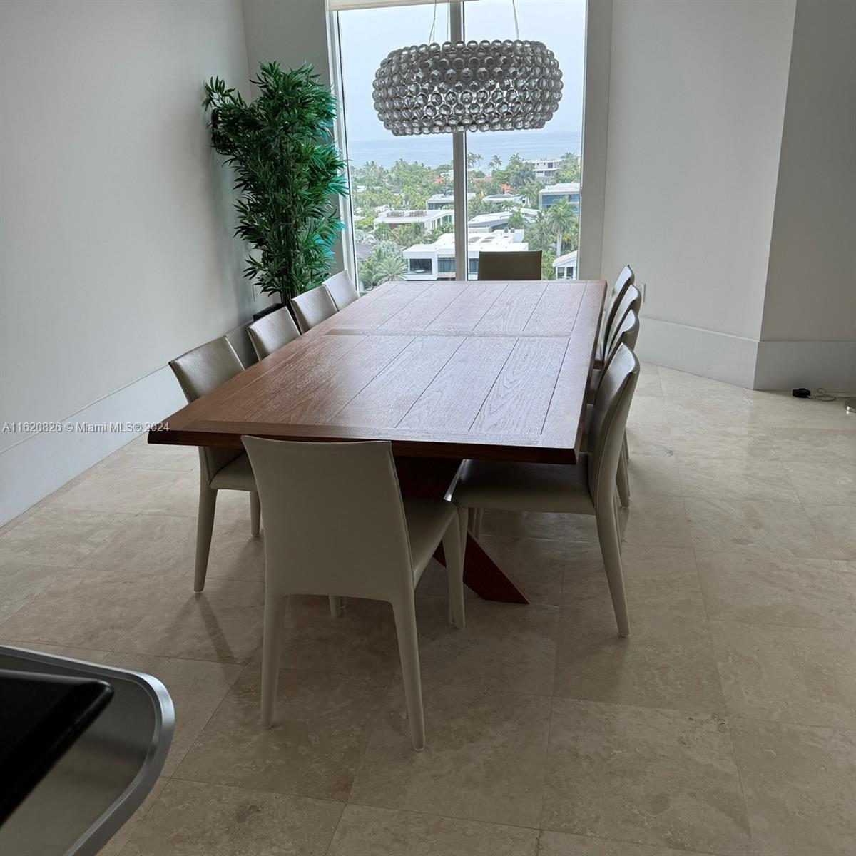 HAMPTONS SOUTH CONDO - Residential