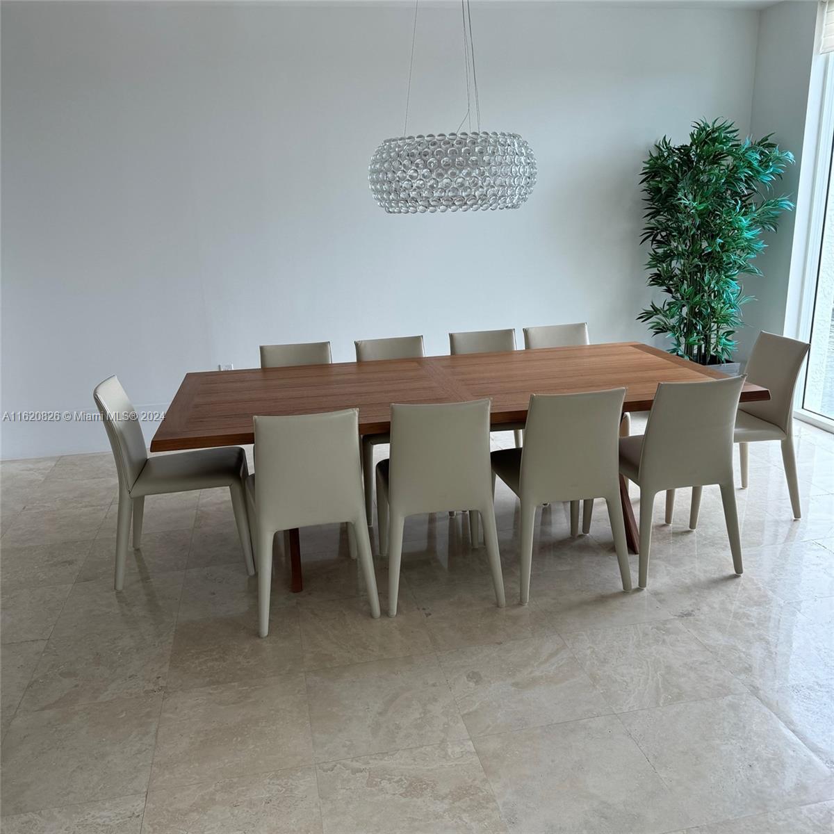HAMPTONS SOUTH CONDO - Residential