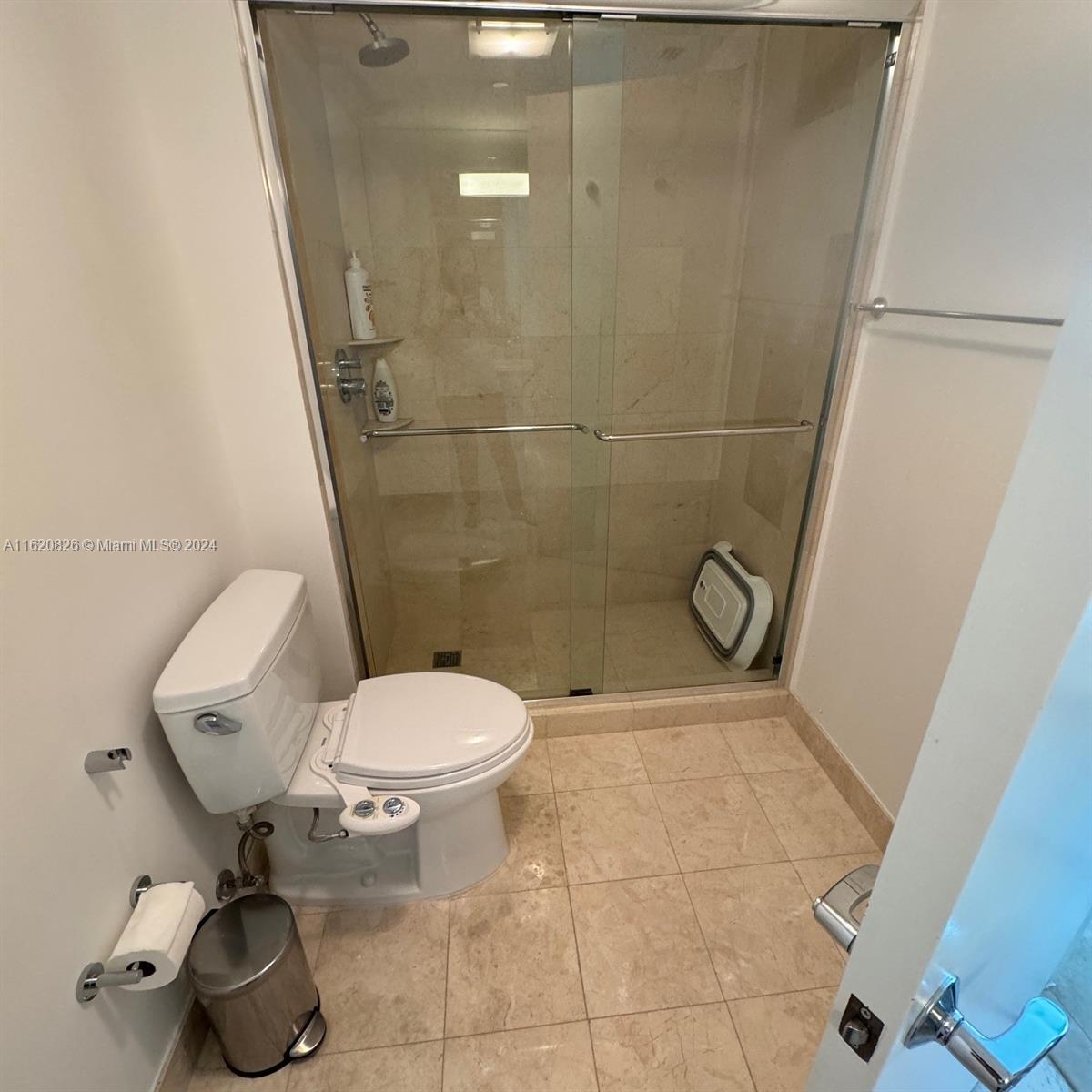 HAMPTONS SOUTH CONDO - Residential