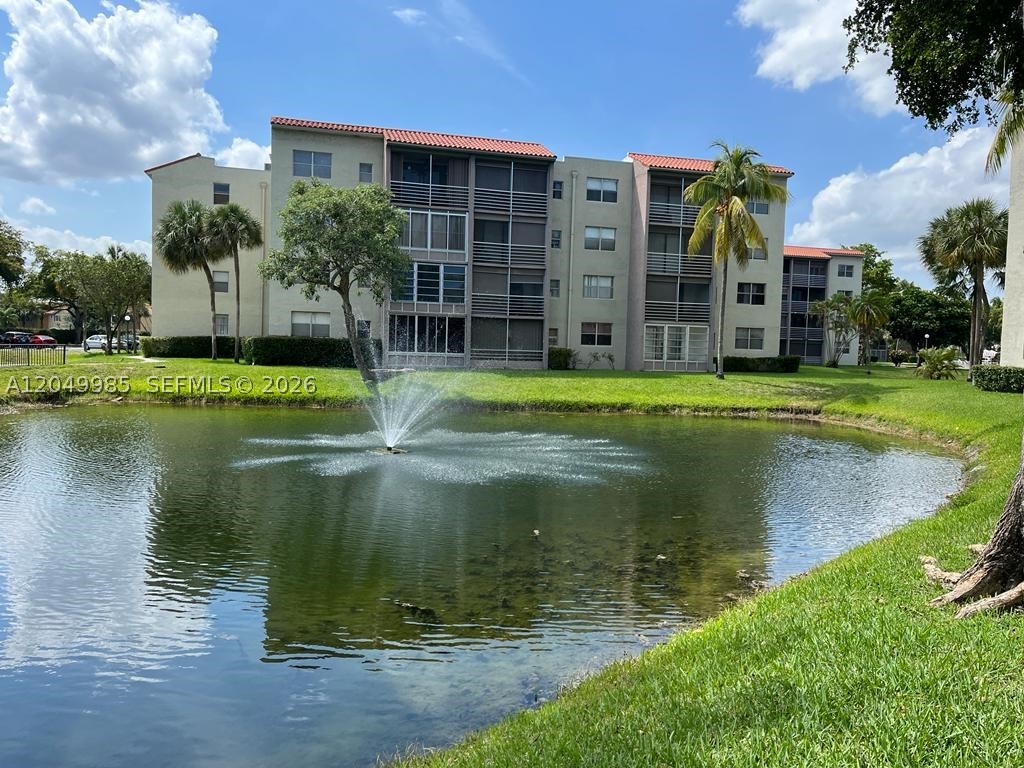 COURTYARDS OF BROWARD CON - Residential
